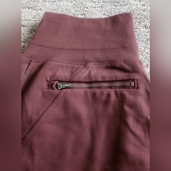 Athleta Decadent Chocolate Velvet Stripe Jogger Size Small In Excellent Cond - Picture 7 of 11